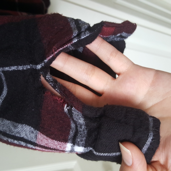 Charlotte Russe+ Flannel - Picture 4 of 5